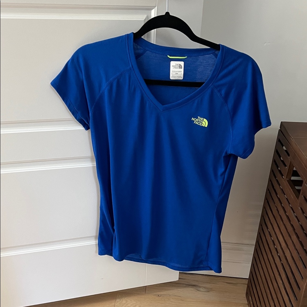 The North Face Women's Short Sleeve Tee in Blue